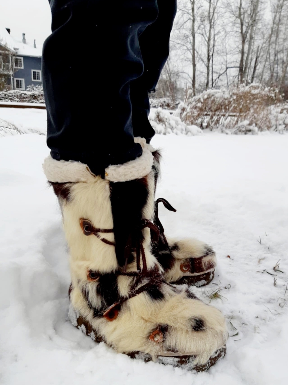 NAKIUK Cow Fur Winter Boots with Brown Leather Laces